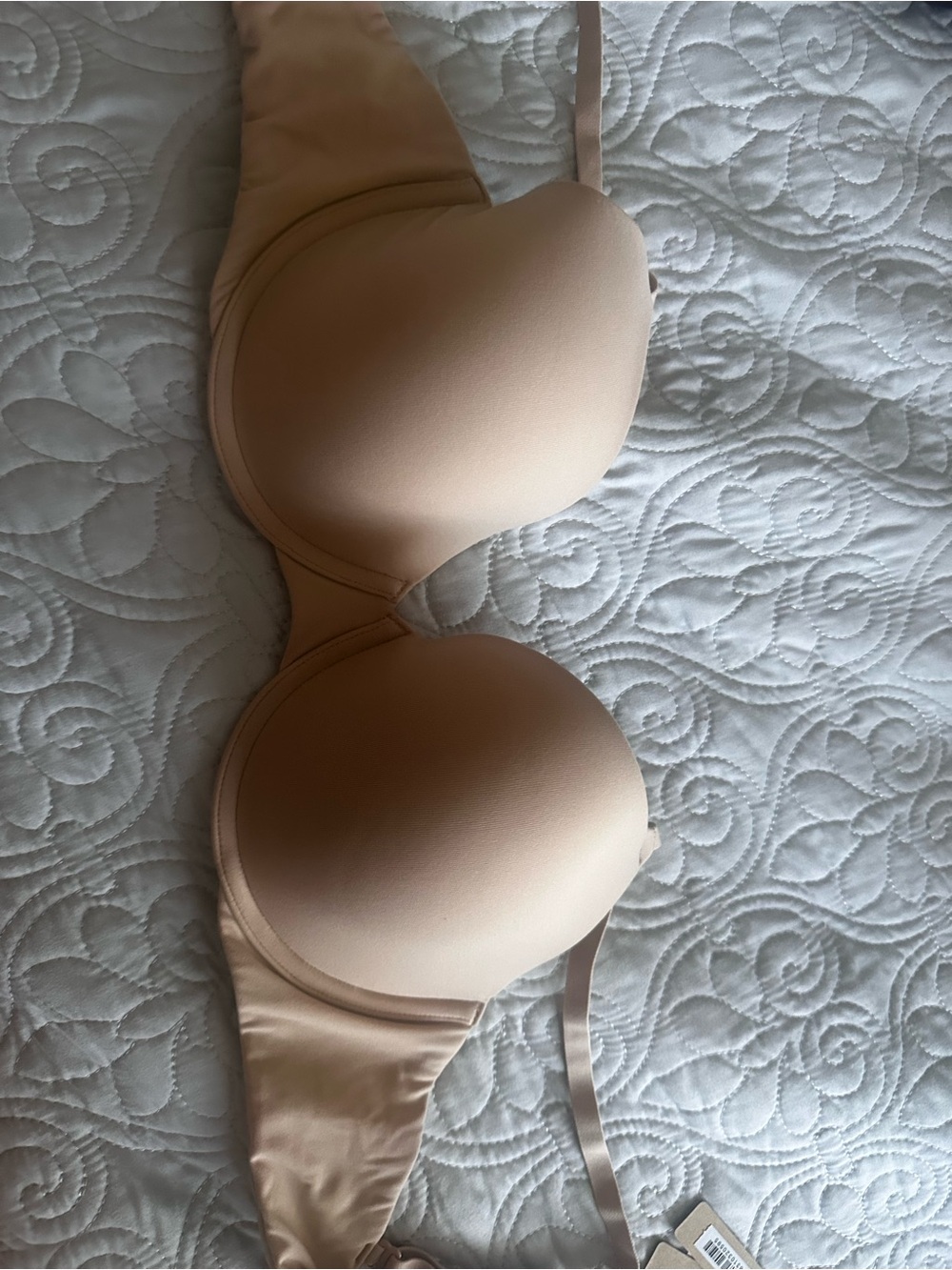 SKIMS Light Nude Smooth Molded Push-Up Bra